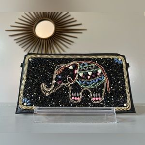 Elephant 🐘 Beaded Design Gold Wristlet
